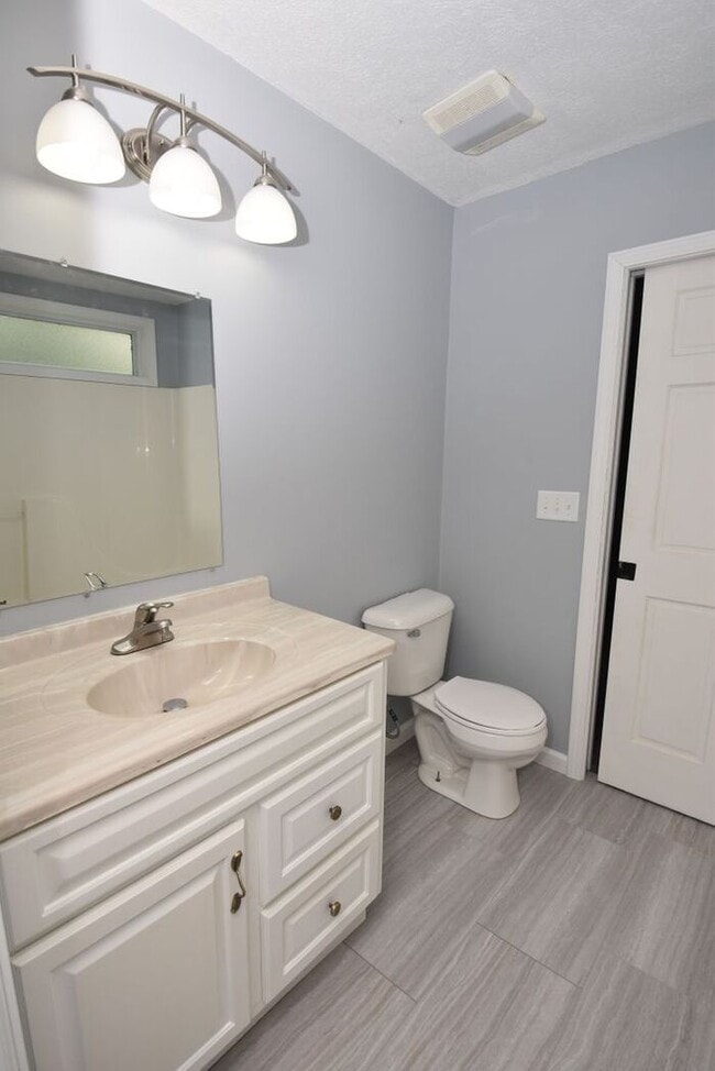 Building Photo - 3 bedroom in Granger in PHM school district