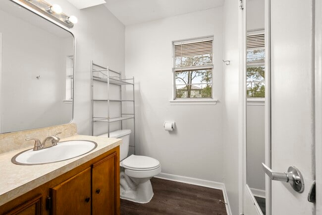 Building Photo - 3699 Piney Point Rd