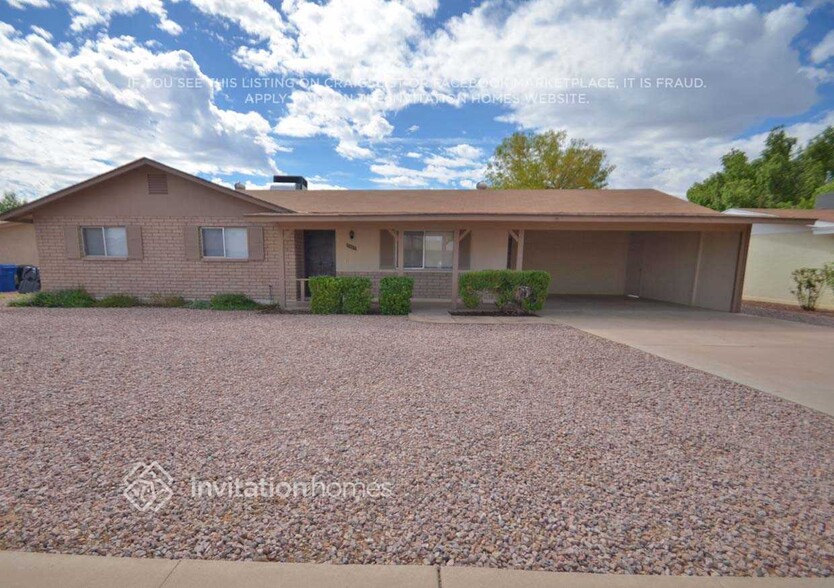 Primary Photo - 2463 E Fairbrook St