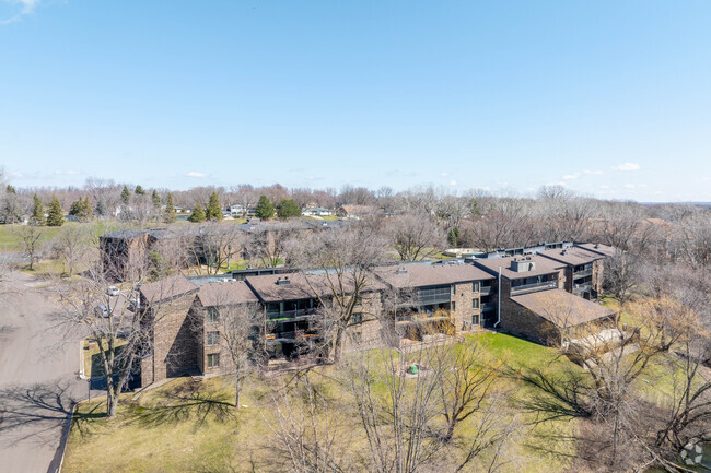 Building Photo - Lochmoor Condos and Lofts