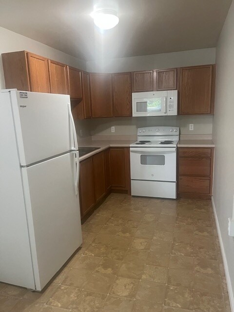 Building Photo - 316 W Walnut St