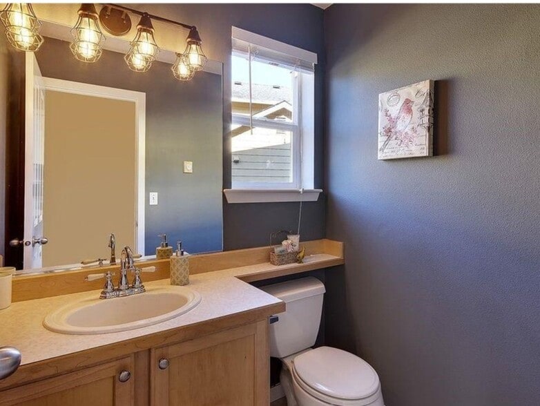 3rd Bathroom - 1107 167th St SW