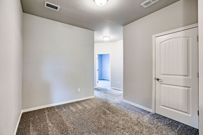 Building Photo - 1695 Grand Ave