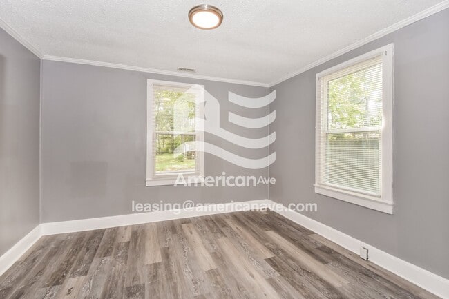 Building Photo - 4011 S Beltline Blvd