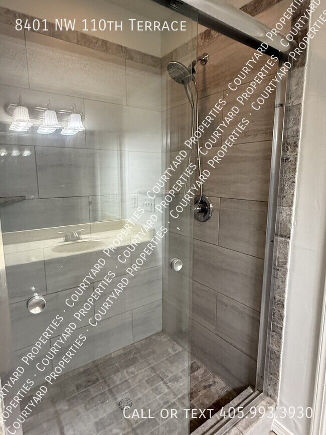 Building Photo - 8401 NW 110th Terrace