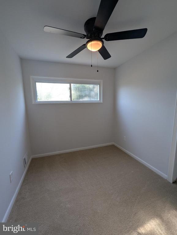 Building Photo - 6327 Willowood Ln