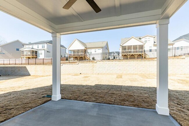 Building Photo - 50 Maximus Cir