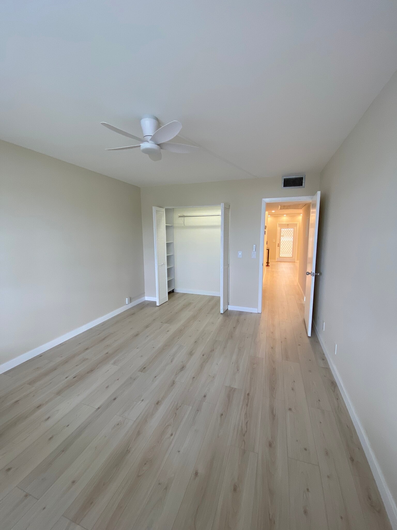 Building Photo - 4048 Exeter C