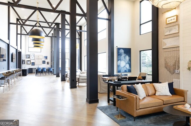 Building Photo - 300 Hwy 81