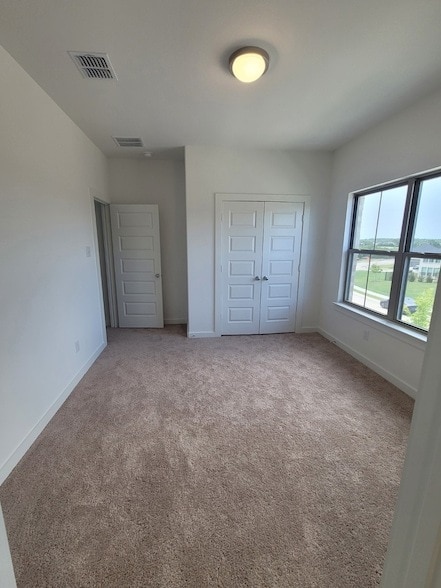 Building Photo - 119 Genovese Dr