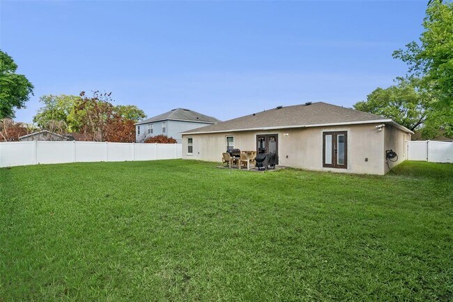 Building Photo - 918 Woodson Hammock Cir