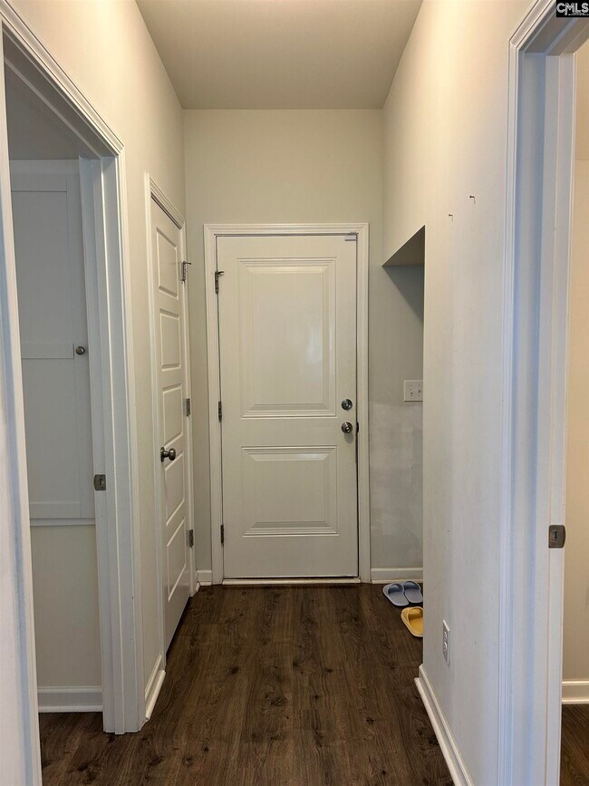Building Photo - 309 Lanyard Ln