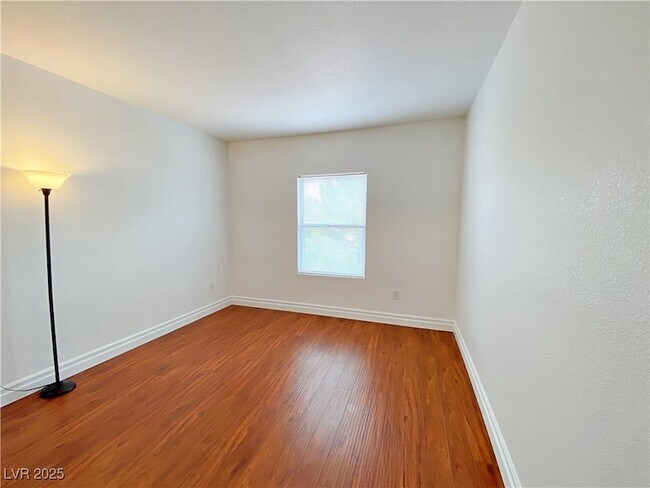 Building Photo - 10701 Pappas Ln