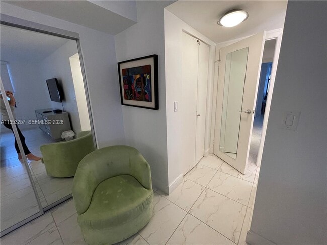 Building Photo - 2301 S Ocean Dr