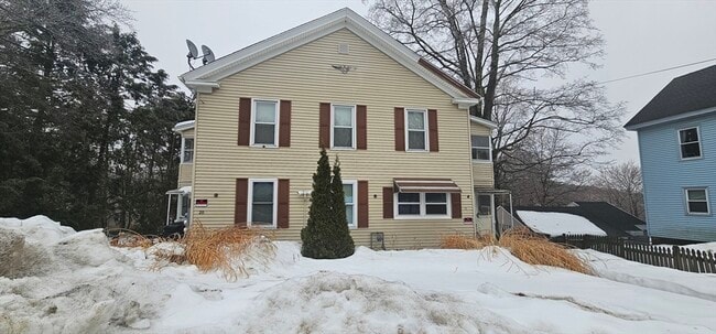 Building Photo - 20 Main St