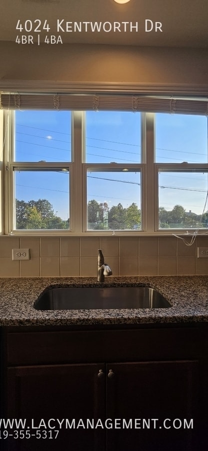 Building Photo - 4024 Kentworth Dr
