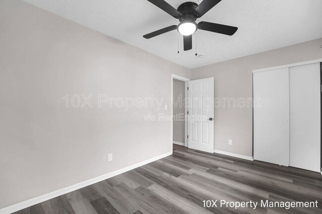 Building Photo - 2892 Longfield Rd