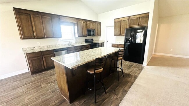 Building Photo - 668 River Mist Cir