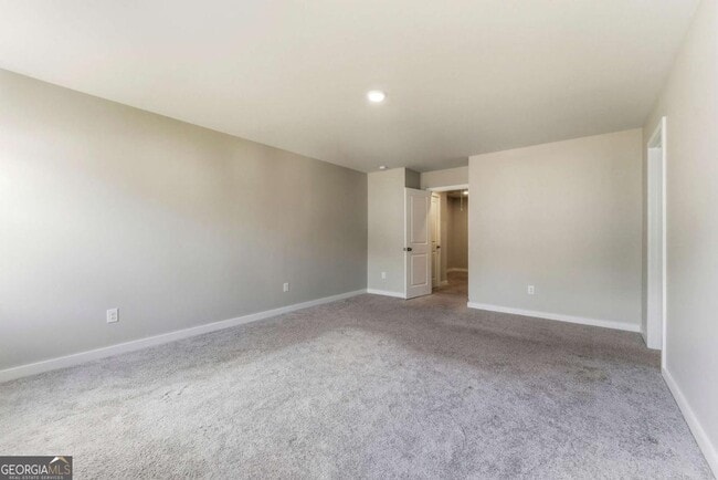 Building Photo - 1905 Westwind St