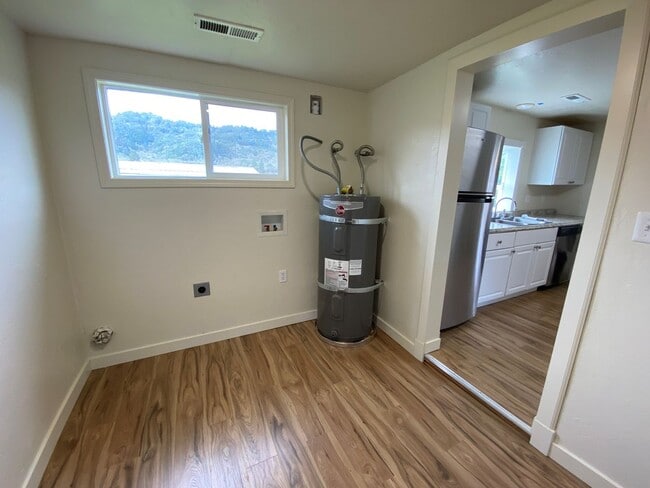 Building Photo - Great Remodeled 3 Bedroom House!