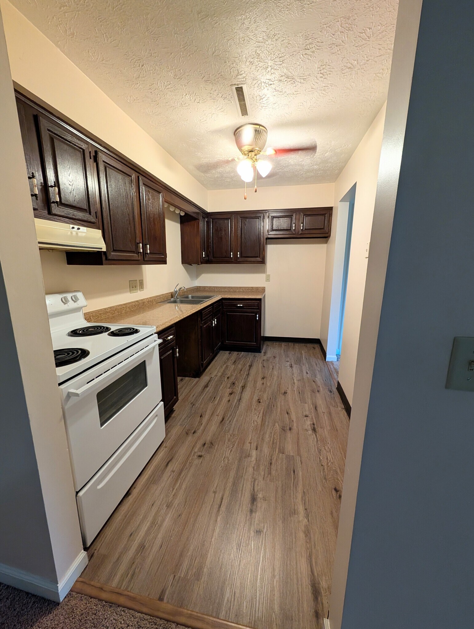 Kitchen with ceiling fan - 5240 Emil Ave SW