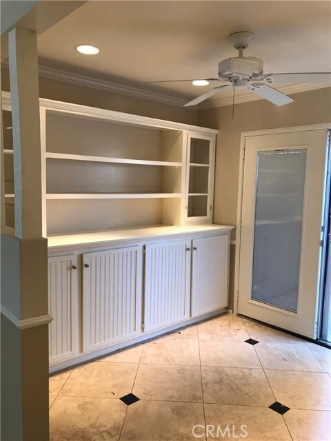 Building Photo - 356 E 20th St