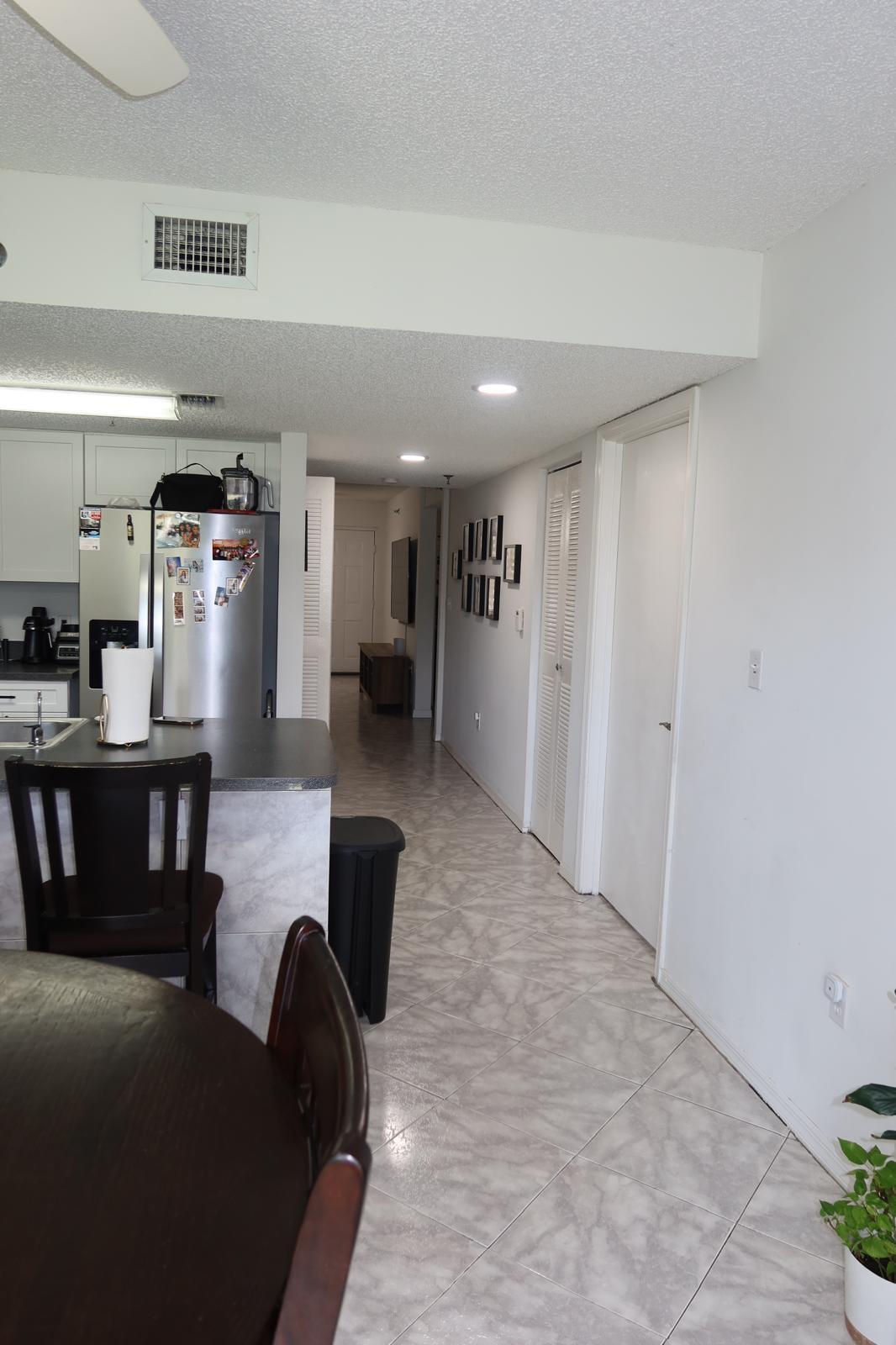 Building Photo - 9470 Tangerine Pl