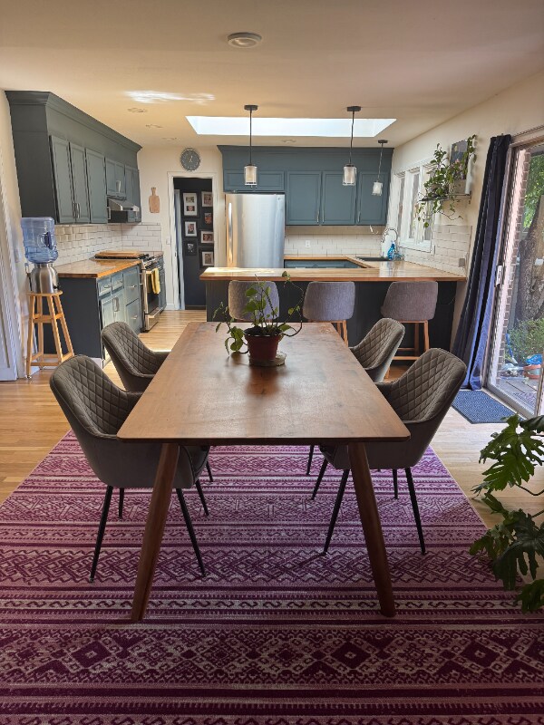 Building Photo - 3691 S Narcissus Way