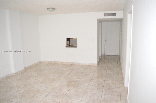 Building Photo - 15600 NW 7th Ave
