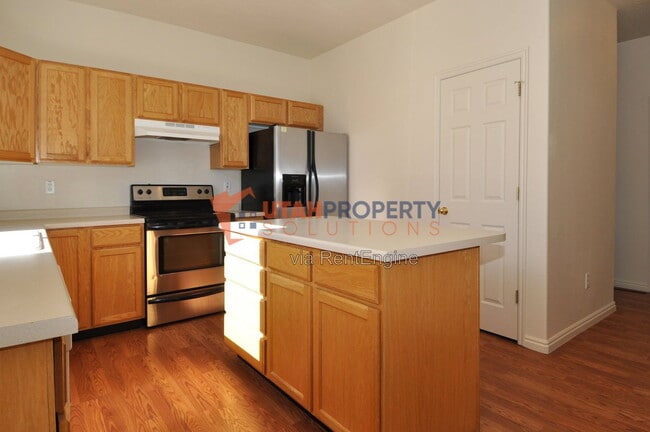 Building Photo - 6706 Chiswick Ct