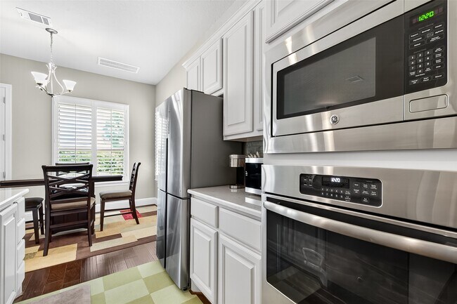 Building Photo - 14 Cottage Glen Ln