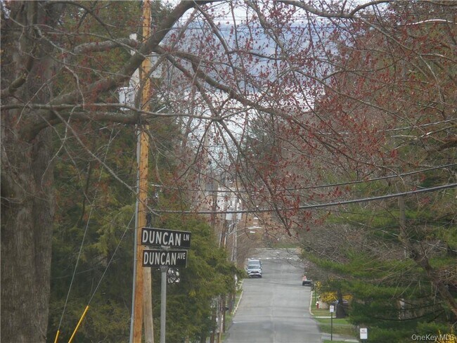 Building Photo - 78 Duncan Ave