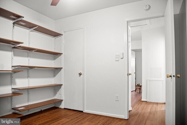 Building Photo - 14811 Belle Ami Dr