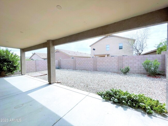 Building Photo - 9035 W Bluefield Ave