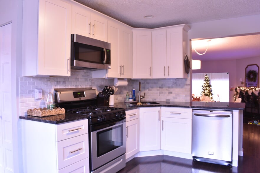 Building Photo - 3 Preakness Ct