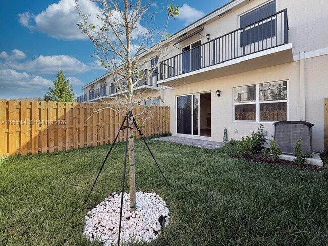 Building Photo - 0 NE 13th St