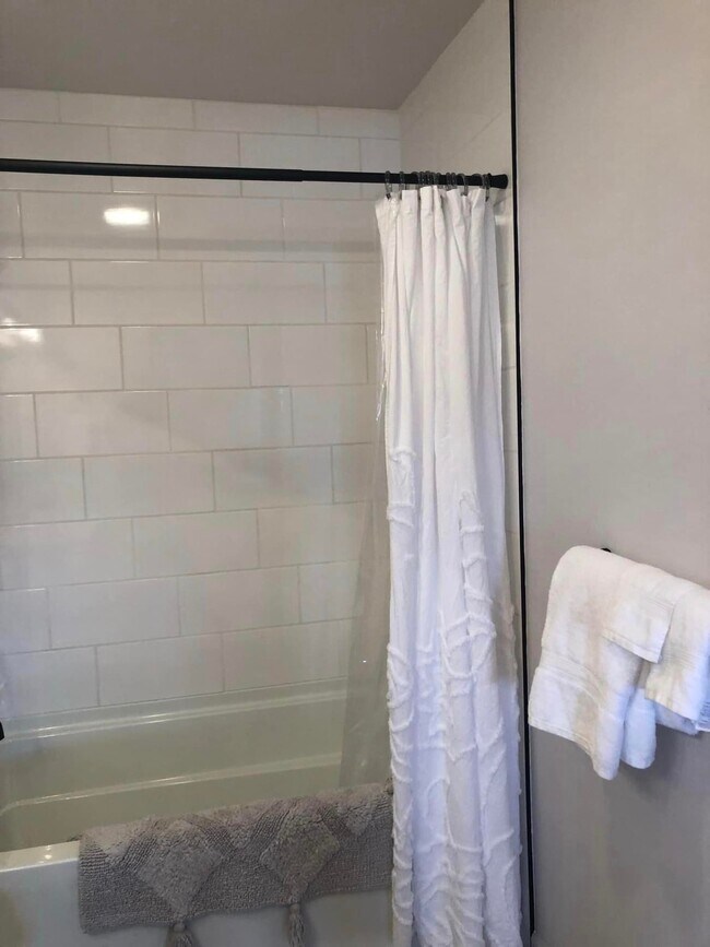 Building Photo - 3505 Fallon St