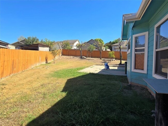Building Photo - 7013 Marejada Dr