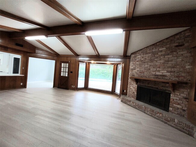 Building Photo - 7815 Small Leaf Cir