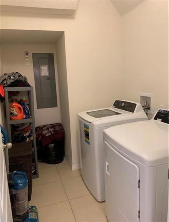 Building Photo - 3740 Seneca Club Loop