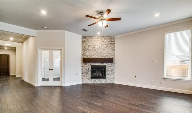 Building Photo - 4115 Lightcreek Ln