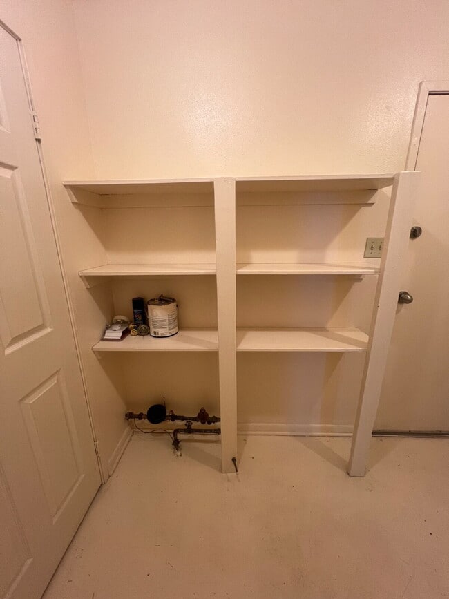 Building Photo - Three bedroom now ready