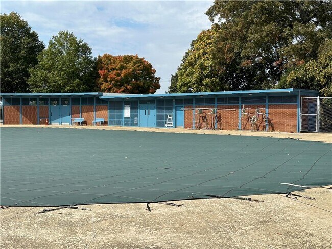 Building Photo - 94 Adair Ave SE