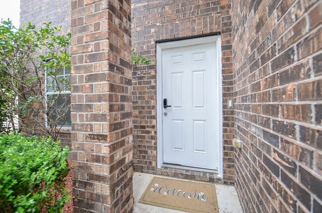 Building Photo - 21723 Britton Hill Way
