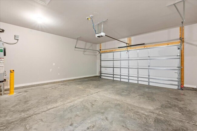 Building Photo - Available Now!