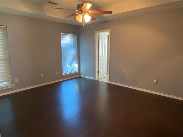 Building Photo - 5949 Sundown Dr