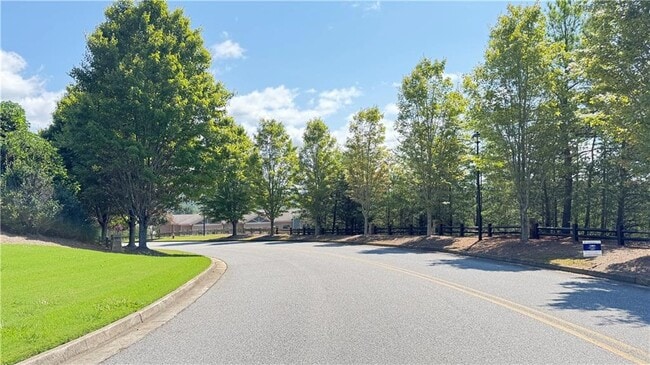 Building Photo - 488 Stoneybrook Dr