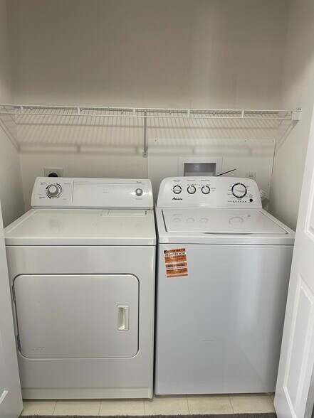 Laundry - 7425 Wistful Vista Dr