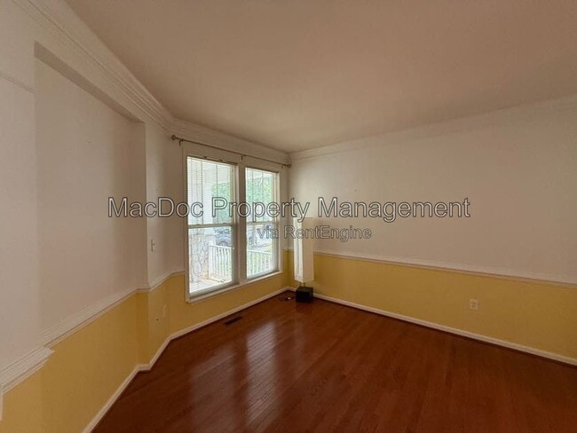 Building Photo - 1404 Graham Dr