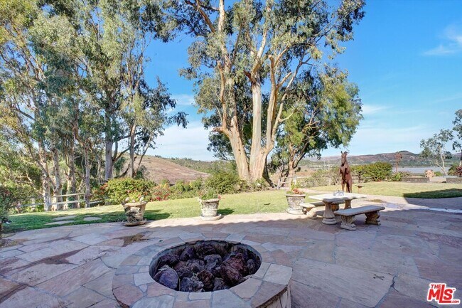 Building Photo - 13045 Ripple Creek Ln